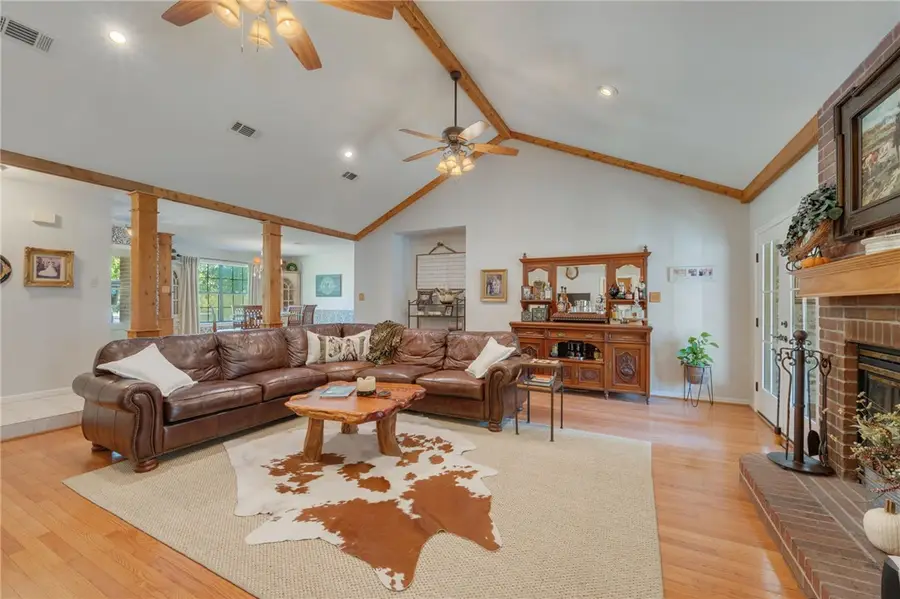 1018 Peach Creek Cut Off Road, College Station, TX 77845 - Image #3