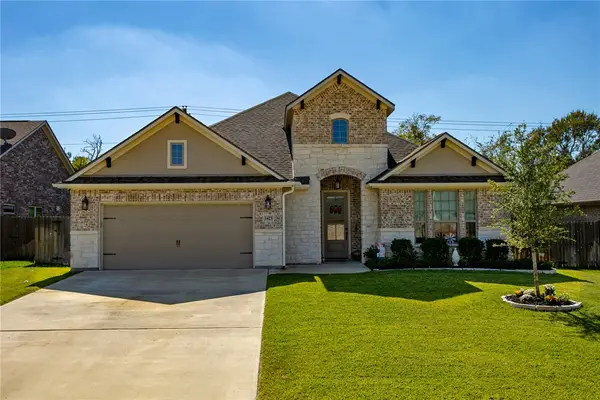 3425 Dovecote Way, Bryan, TX 77808
