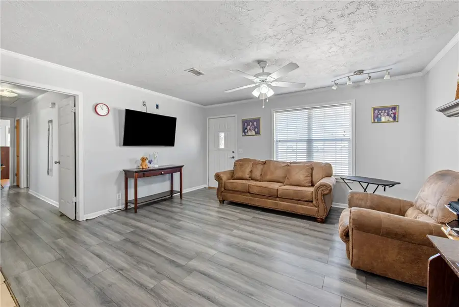 1407 W 6th Street, Caldwell, TX 77836 - #3