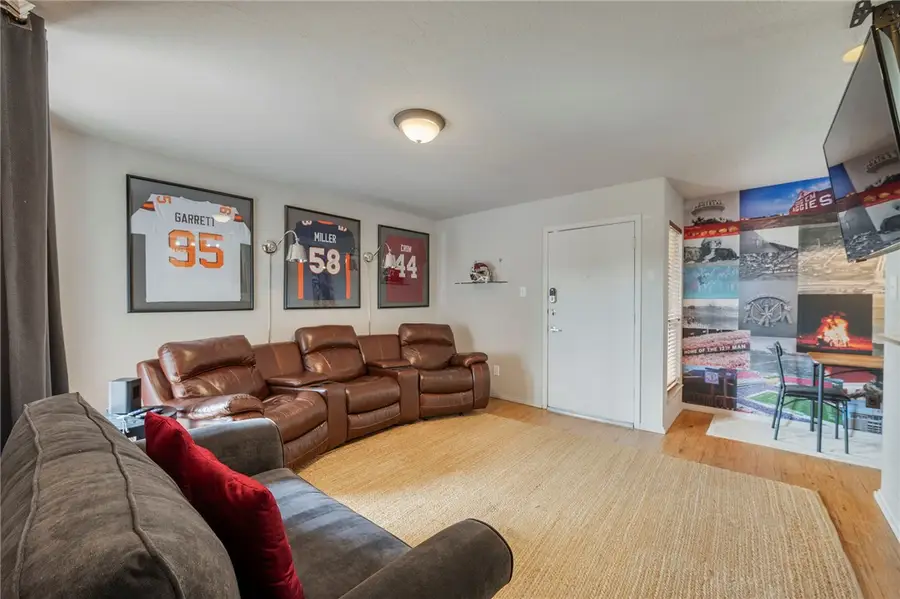 1901 Holleman Drive W #504, College Station, TX 77840 - Image #2