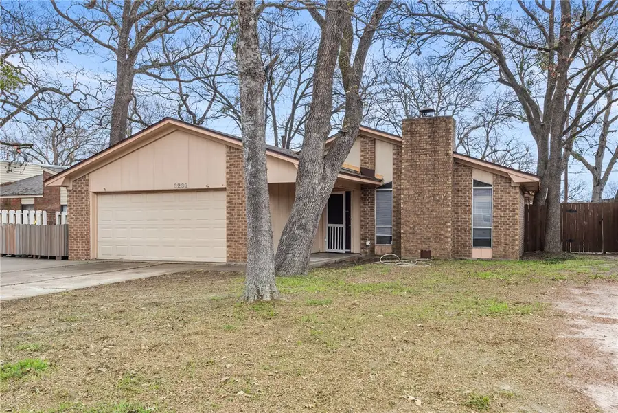 3239 Red Robin Loop, Bryan, TX 77802 - #3