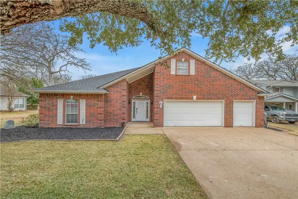 7 Hickory Ridge Place, Normangee, TX 77871