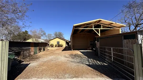 404 Wilson Street N, Madisonville, TX 77864