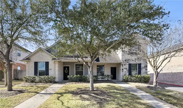 3840-42 Oldenburg Lane, College Station, TX 77845