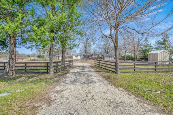 19777 Fm 974, Bryan, TX 77808