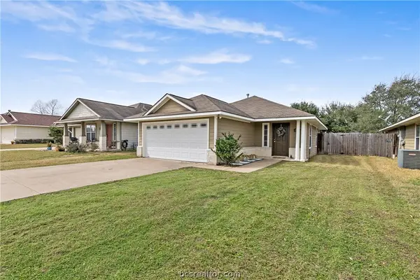 920 Crested Point Drive, College Station, TX 77845