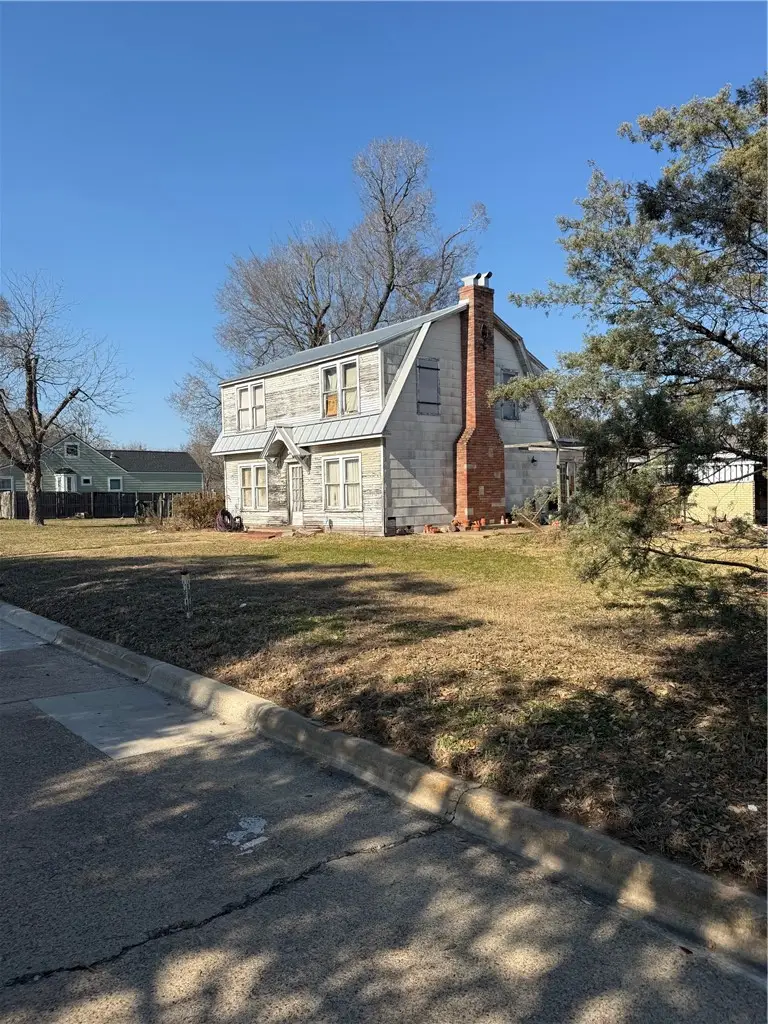 1212 E 28th Street, Bryan, TX 77803 - #2