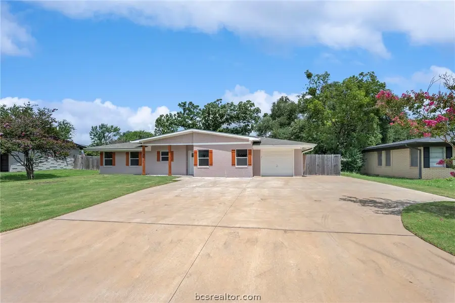 304 Dunn Street, Bryan, TX 77801 - #2