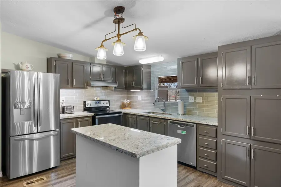 1375 Paradise Way, Navasota, TX 77868 - #3