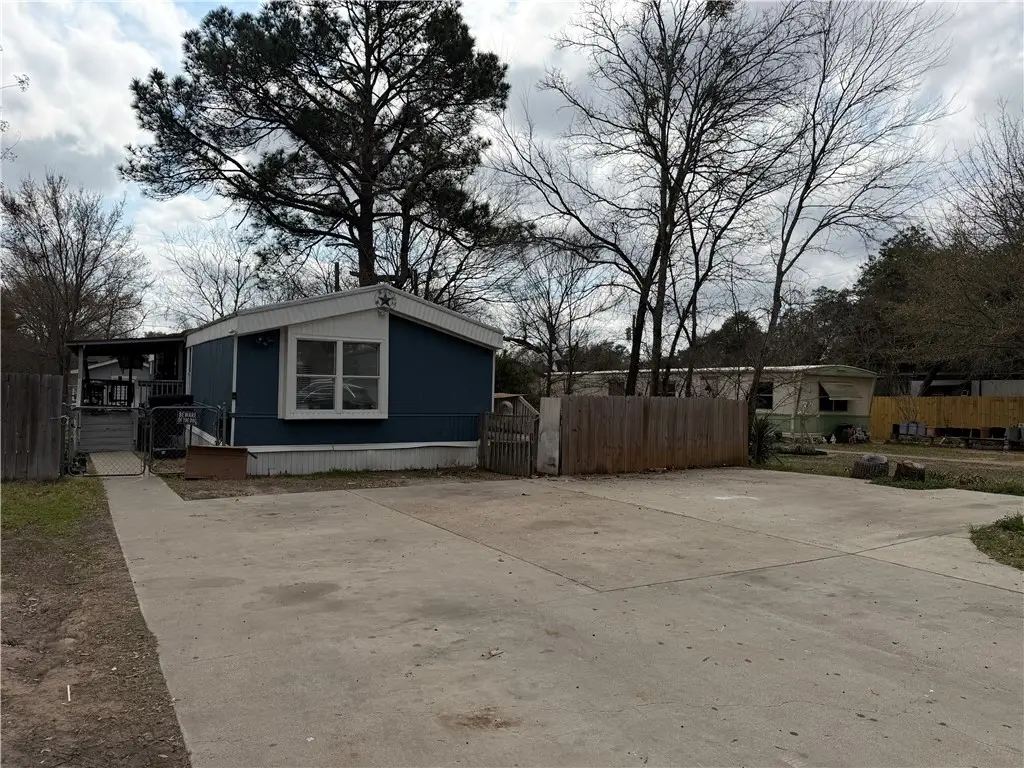 2207 Emerald Drive, Bryan, TX 77803 - #1