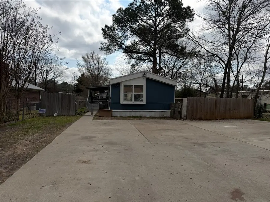 2207 Emerald Drive, Bryan, TX 77803 - #2