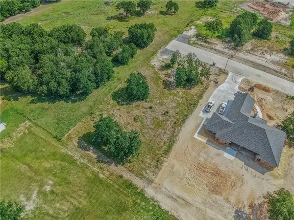 4400 Williams Creek Drive, College Station, TX 77845