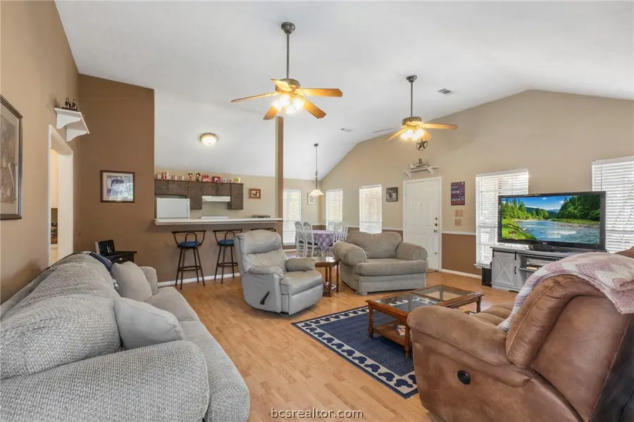 701 Birch Forest, Somerville, TX 77879 - #2