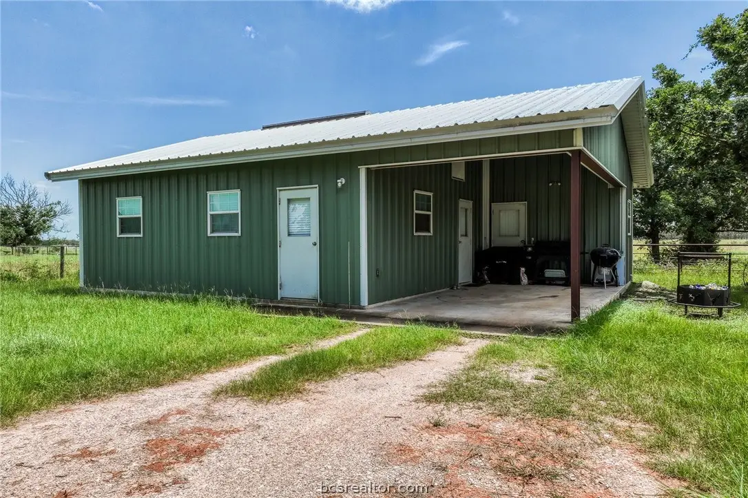 800 Waldeck Road, Ledbetter, TX 78946 - #1