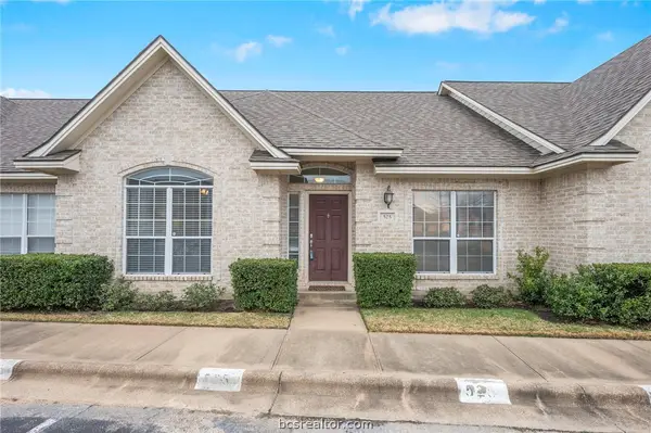 525 Fraternity Row, College Station, TX 77845