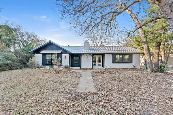 18 Eden Rock, Hilltop Lakes, TX 77871