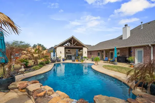 5116 Congressional Drive, College Station, TX 77845