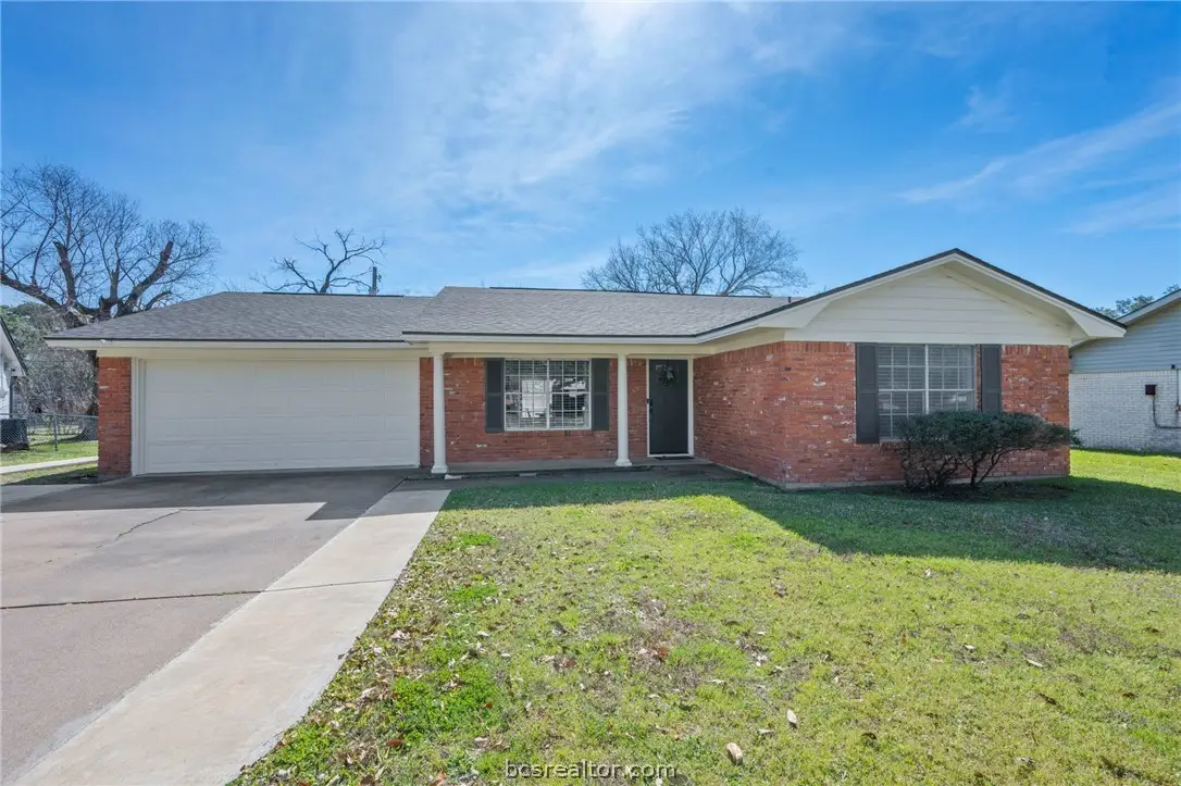 1402 Skrivanek, College Station, TX 77840 - #1