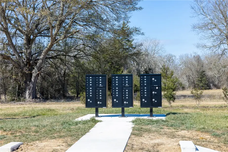 119 Pueblo Drive, Caldwell, TX 77836 - #3