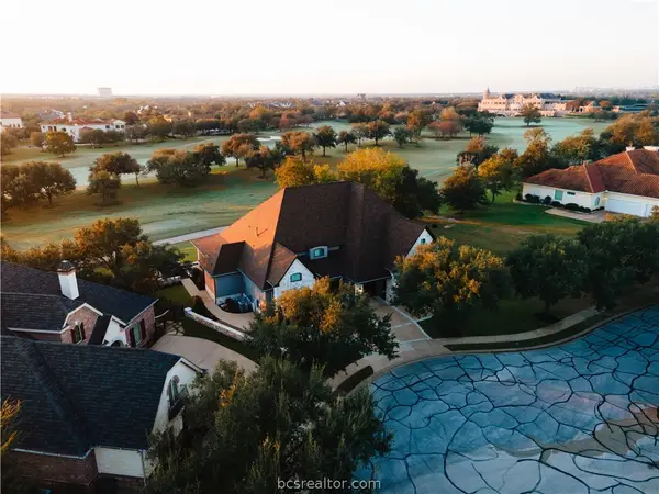 5202 Bourrone Court, Bryan, TX 77802