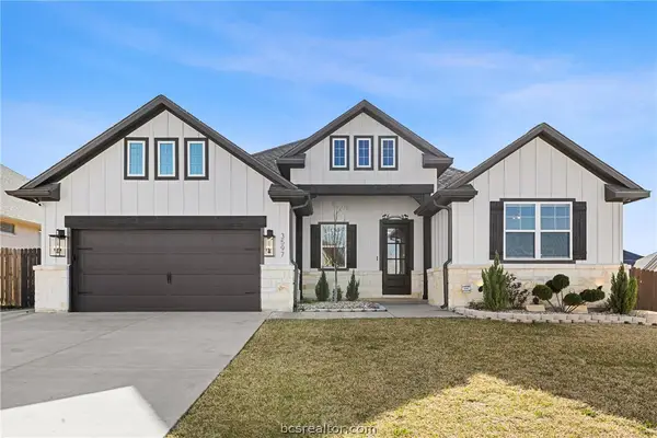 3597 Chantilly Path, Bryan, TX 77808