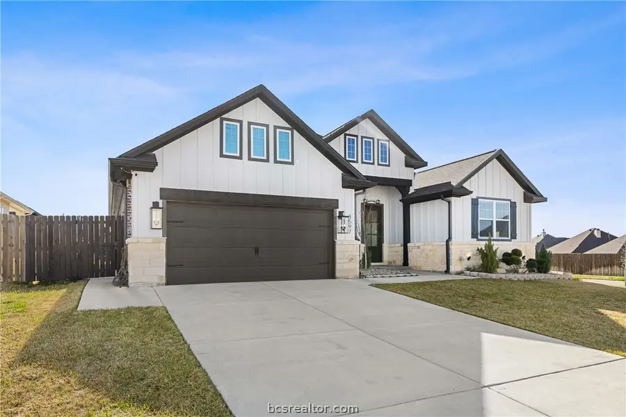 3597 Chantilly Path, Bryan, TX 77808 - #3