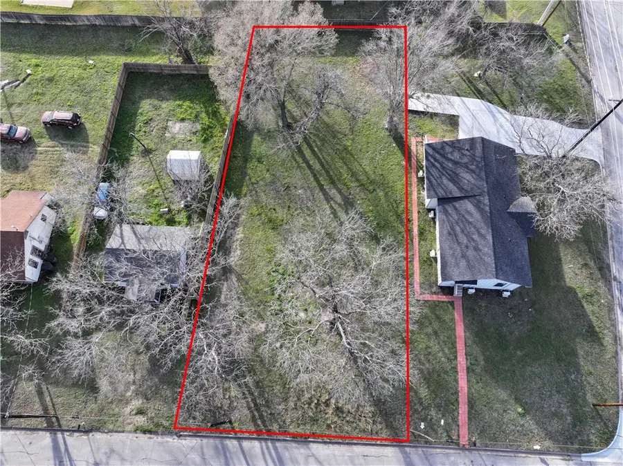 806 N Washington Avenue, Bryan, TX 77803 - #3