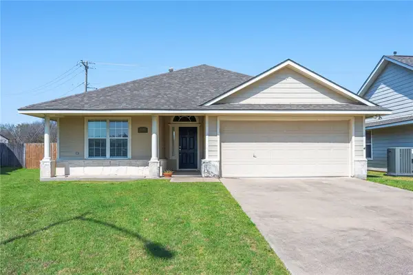 1009 Fallbrook Loop, College Station, TX 77845