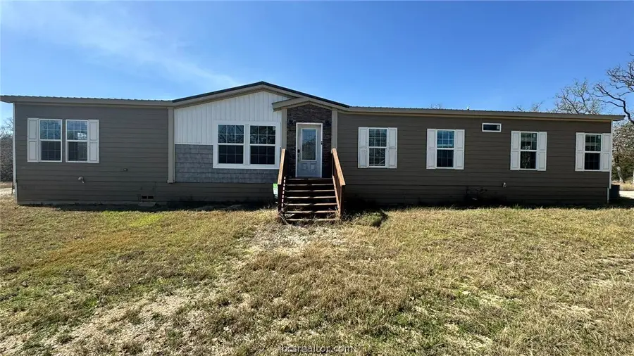 100 Patriots Place, Somerville, TX 77879 - #3