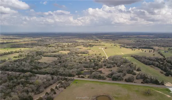 10102 Ferrill Creek Rd, Bryan, TX 77808