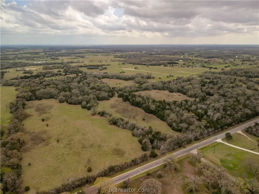 10102 Ferrill Creek Rd, Bryan, TX 77808 - #2