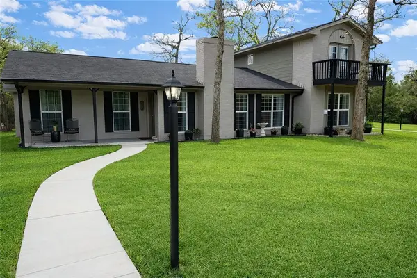 182 Blossom, Hilltop Lakes, TX 77871