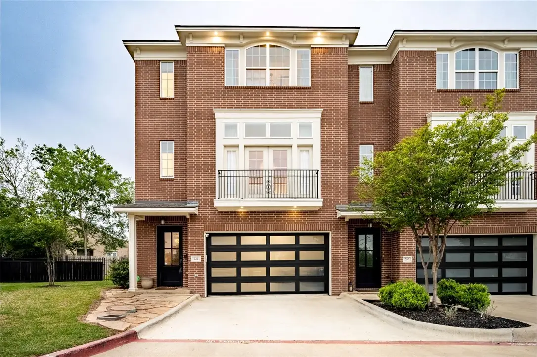 222 Tarrow, College Station, TX 77840 - #1