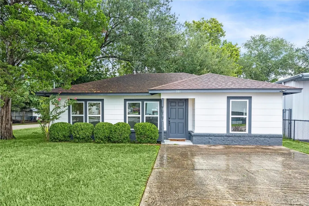 701 Malone St., Tomball, TX 77375 - #1