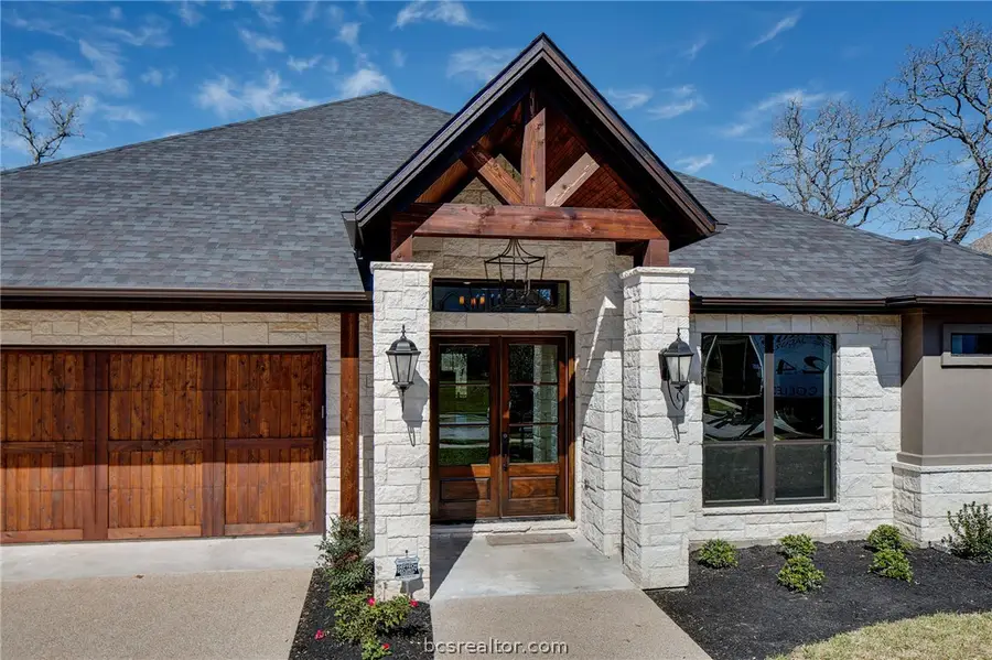 3211 Pinyon Creek Drive, Bryan, TX 77807 - #3