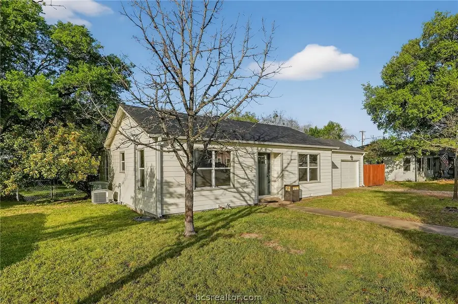 1505 Burt Street, Bryan, TX 77802 - #2