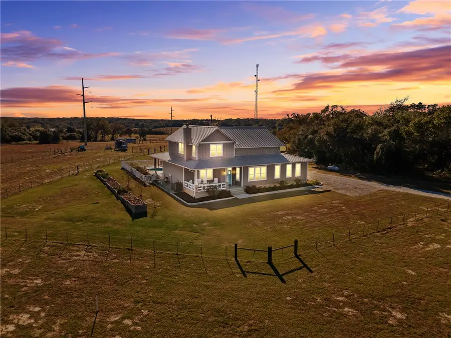 1694 Henry Prairie Road, Franklin, TX 77856 - #2