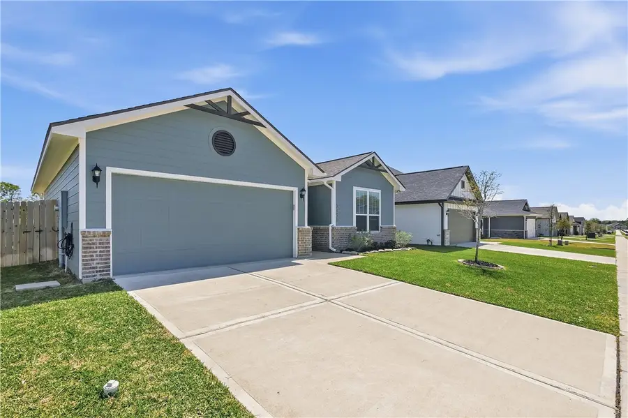 2420 Lightfoot Lane, Bryan, TX 77803 - #2