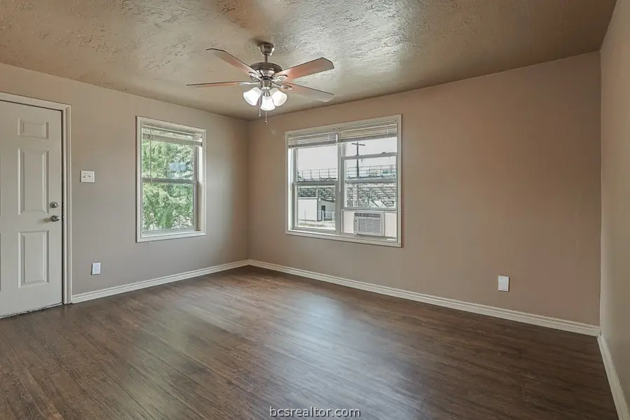 605-607 E Pease Street, Bryan, TX 77803 - #3