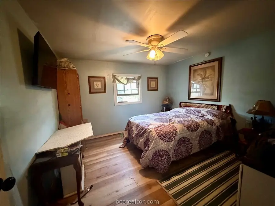 1280 Lakeview Drive, Caldwell, TX 77836 - #2