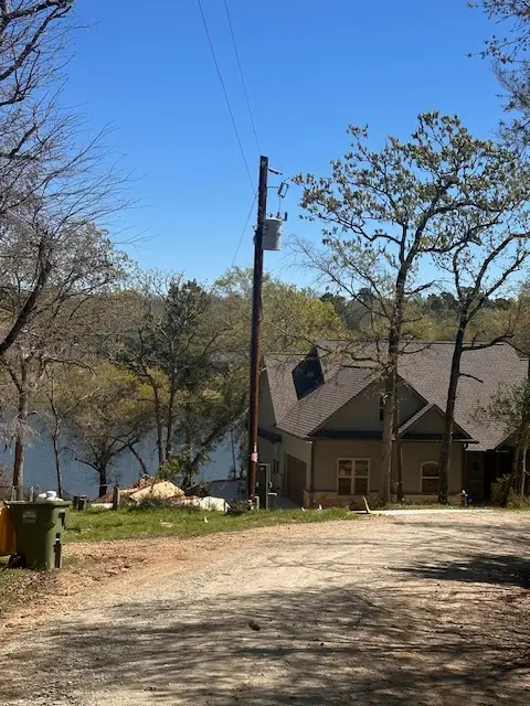 4 Lakeview Circle, Hilltop Lakes, TX 77871 - #2