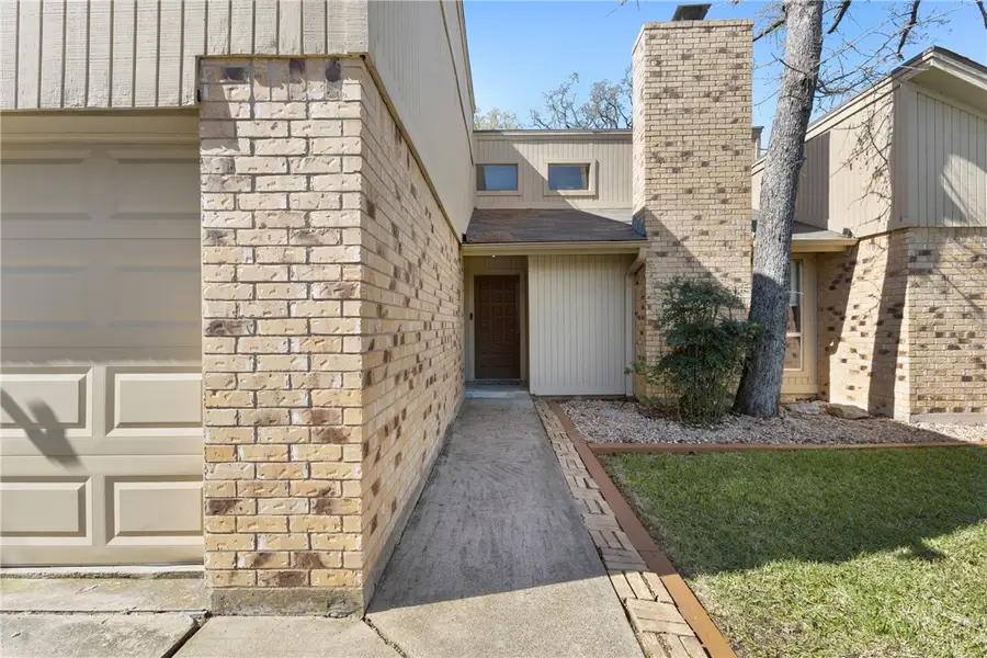 3204 Heatherwood Drive, Bryan, TX 77801 - #2