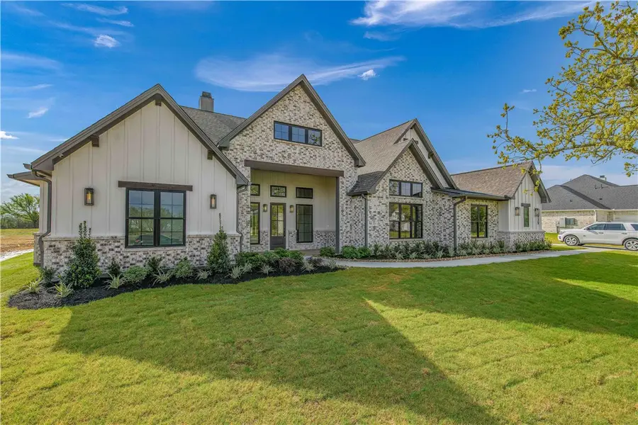 5439 Woodland Park Drive, College Station, TX 77845 - #2