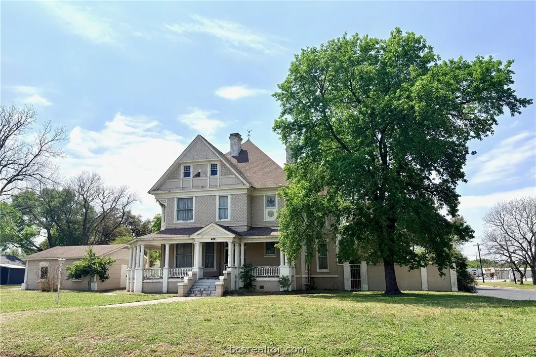 402 Cedar Street, Hearne, TX 77859 - #1