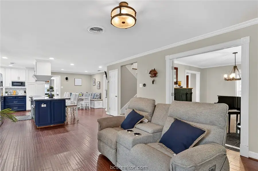 913 Park Lane, Bryan, TX 77802 - #3