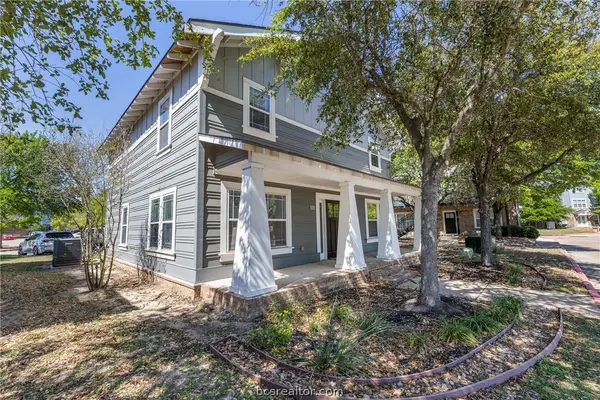 1725 Harvey Mitchell Parkway S #1211, College Station, TX 77840