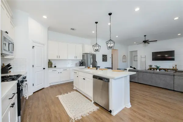 6344 Spartan Drive, College Station, TX 77845