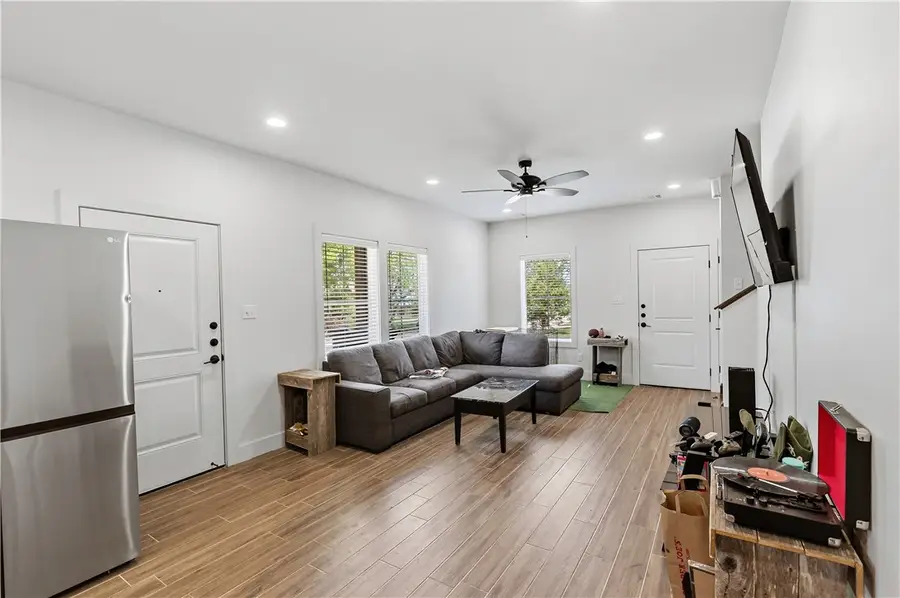 608 Banks Street, College Station, TX 77840 - #2