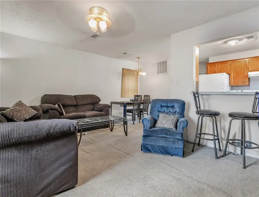 1003 W 17th Street, Bryan, TX 77803 - #2