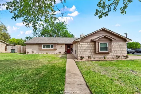 3517 Oak Hollow, Bryan, TX 77802